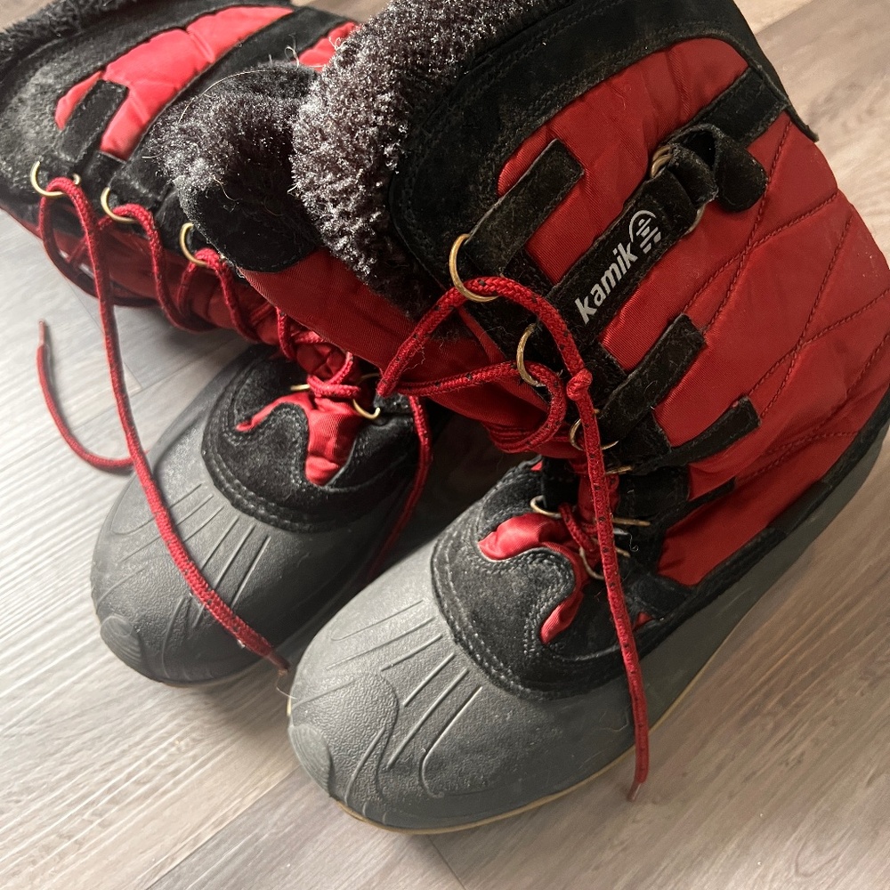 Kamik Snow Boots. Size 8
